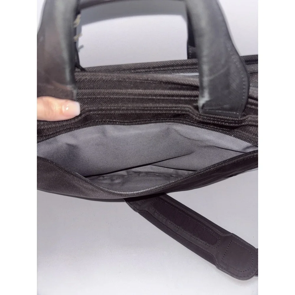 TUMI ALPHA 2 T-PASS Medium Screen Briefcase Laptop Bag Nylon / MODEL# 26516D2